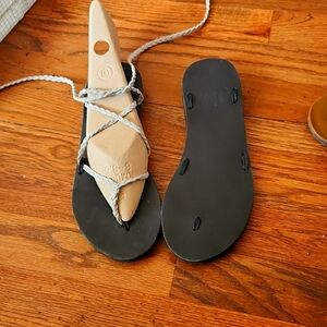 Like New Sseko Design Customizable Ribbon Sandles